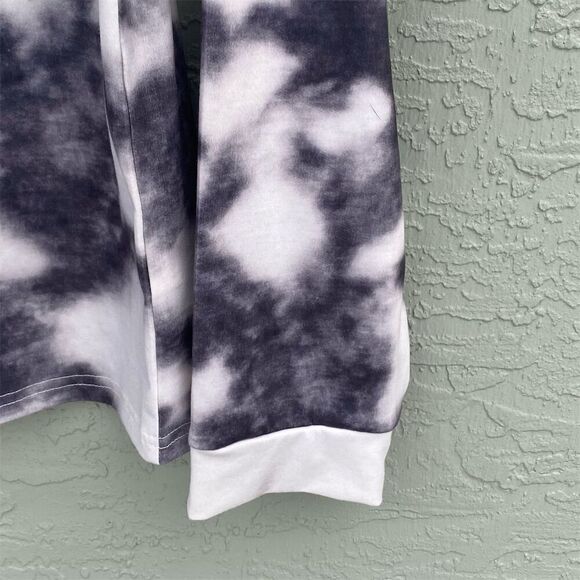 Hope Horizon Yoga Long Sleeve Graphic Tee Black Size L NWT - Picture 4 of 7